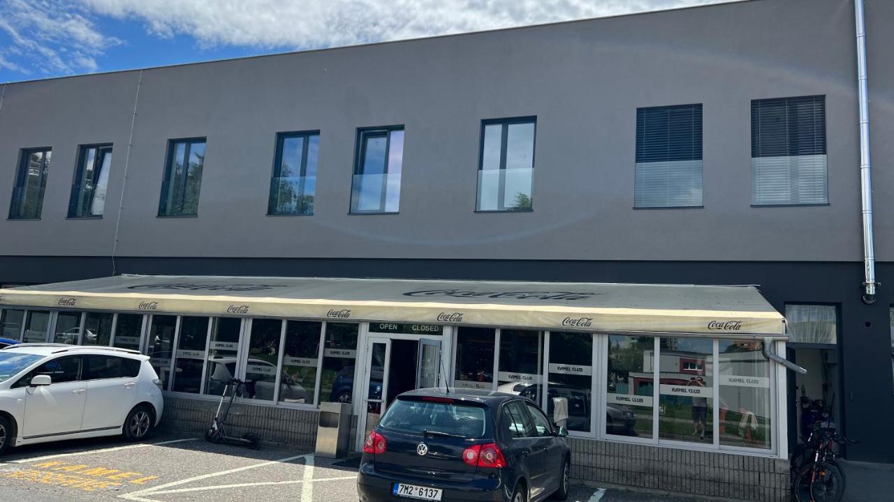 Kamel Club Restaurace A Penzion Olomouc Eksteriør bilde